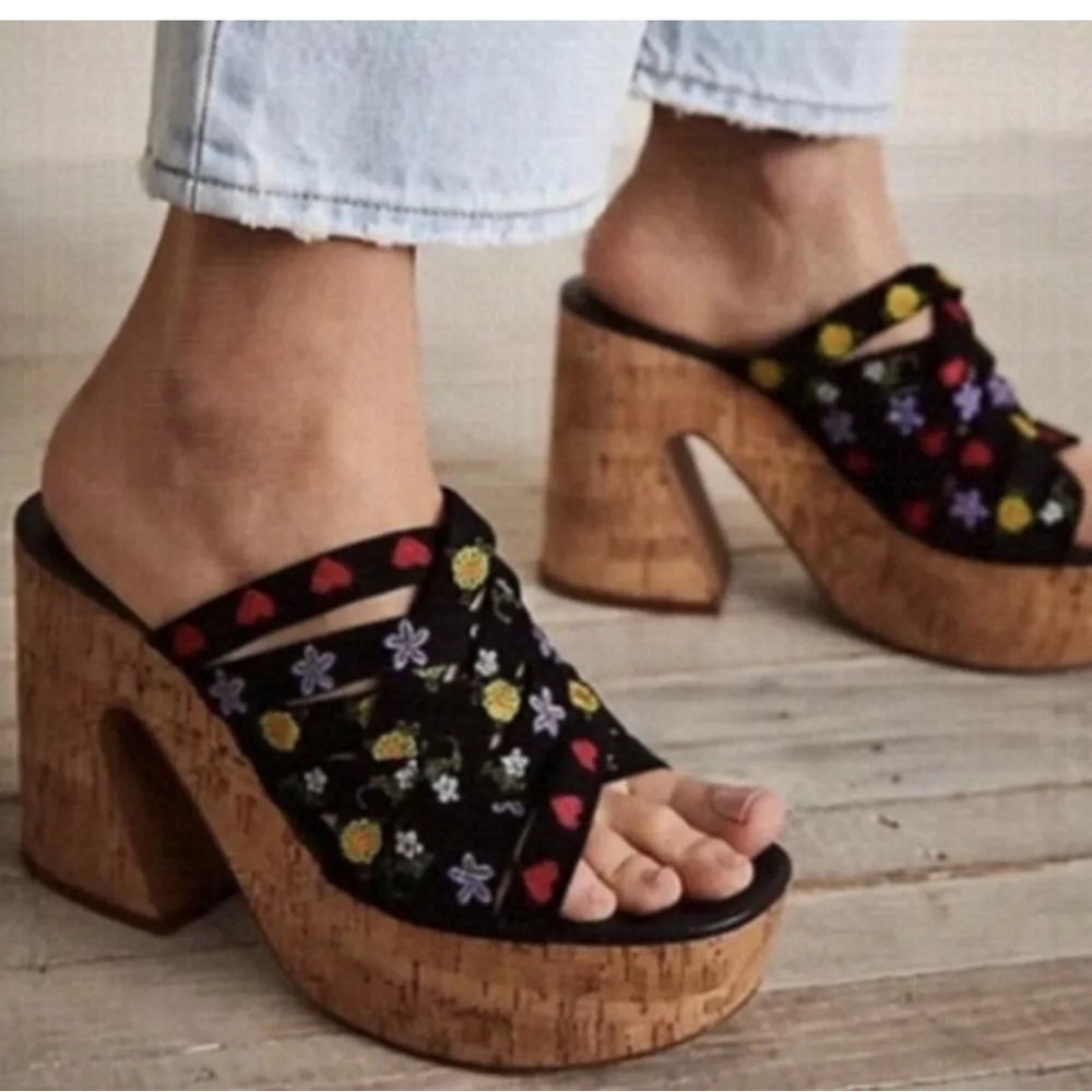 Free People Lisbon Black Embroidered Suede Platform Sandals/Mules - US 10